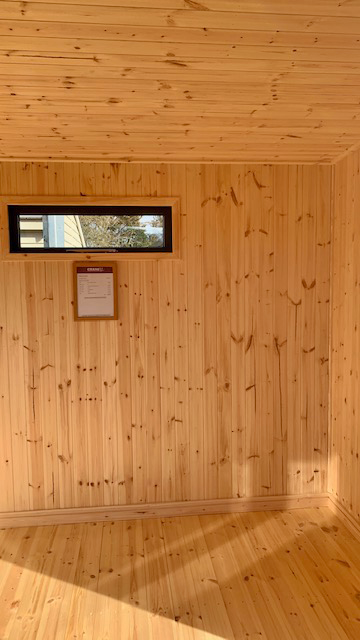 Salthouse - 2.4m x 3.0m (8ft x 10ft)