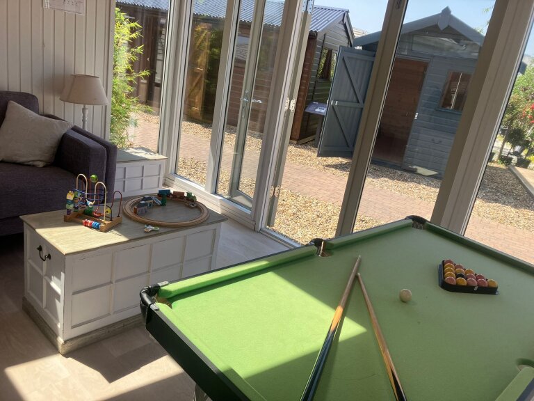 Burnham - 3.0m x 4.2m (10ft x 14ft)