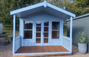 Morston Summerhouse
                 3.0m x 3.6m
                 Exterior Sundrenched